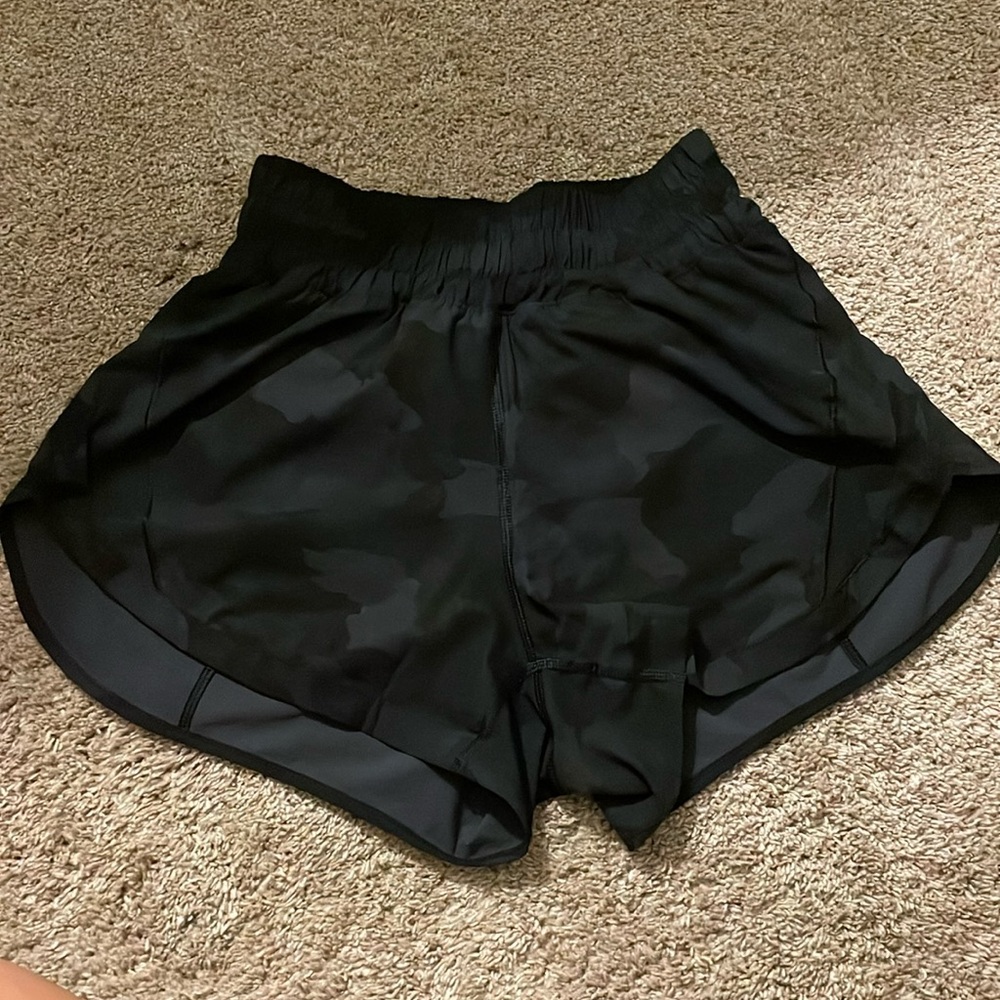Lululemon track that short high rise